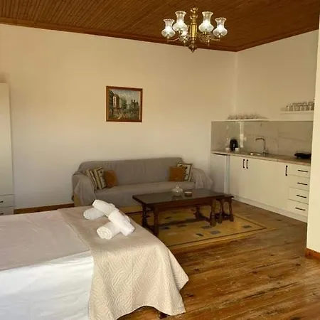 Apartament Thanasis Himare Fshat