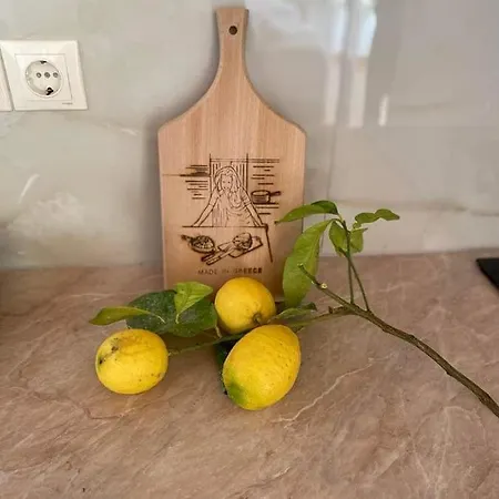 Thanasis Himare Fshat