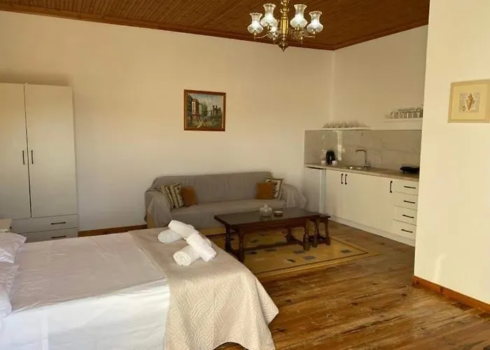 Apartment Thanasis Himare Fshat